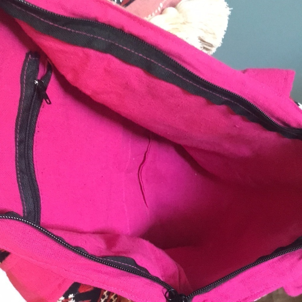 Small boho tote. Beaded shells, embroidery. Mixed media. Patchwork. Beach summer - Picture 9 of 11